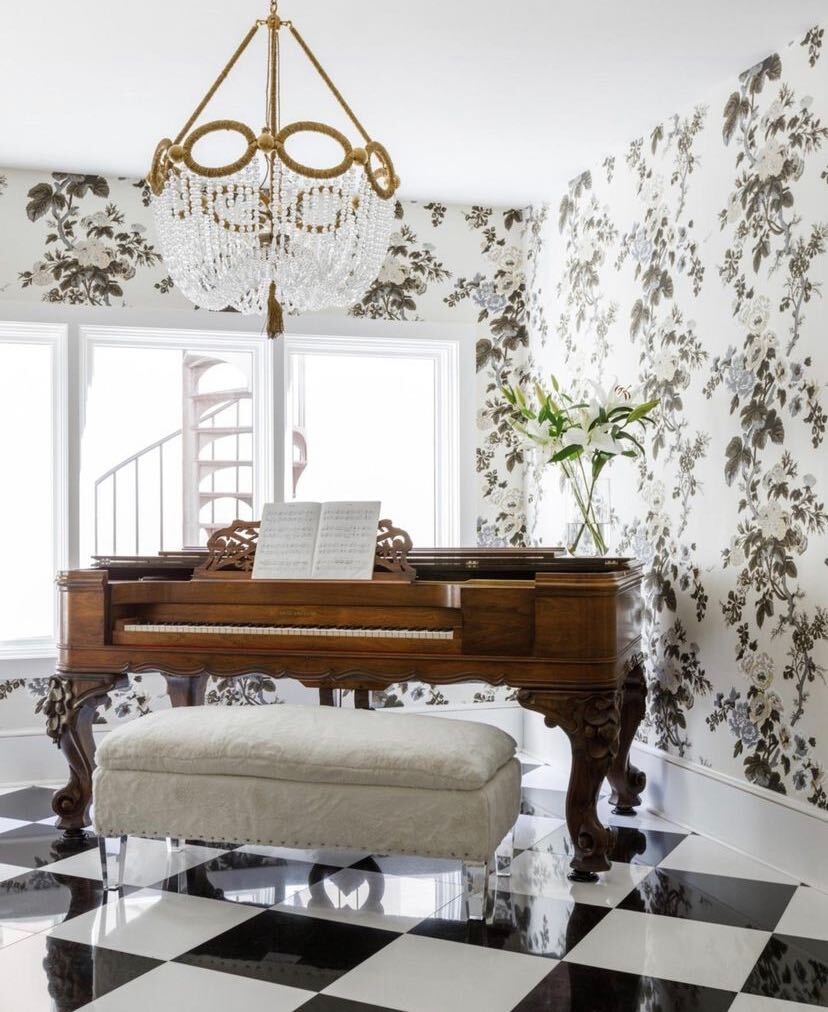 Is Wallpaper Making A Comeback? Ann Chafoulias